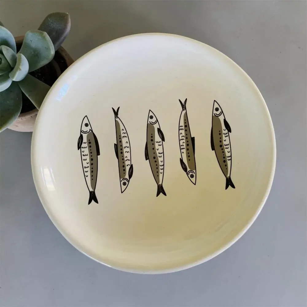 NEW Whisker Friendly Fish Please Cat Elevated Raised Cats Food Black Bowl Dish